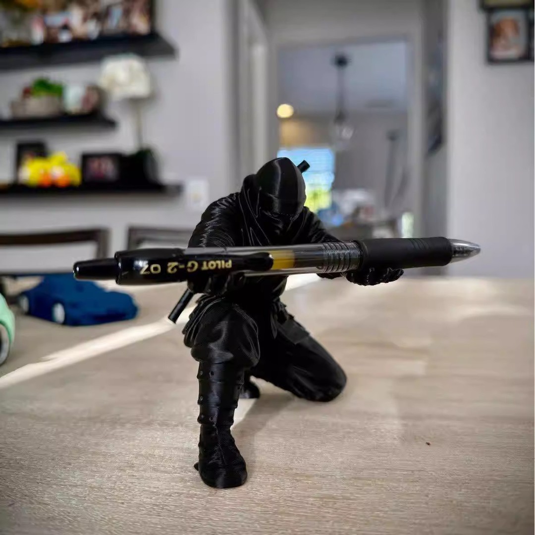 Stationery Office - Suporte para caneta ninja impresso em