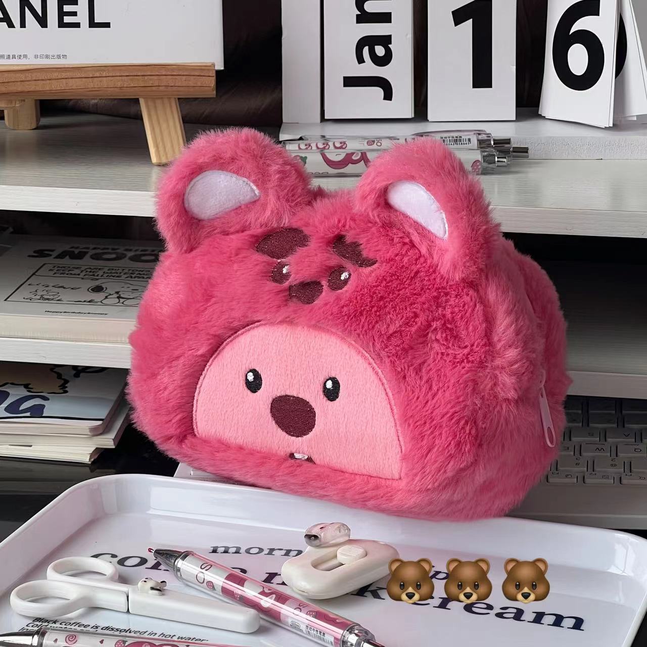 Estojo de Lápis de Pelúcia em  - Pencil Case Large avaliação e preço